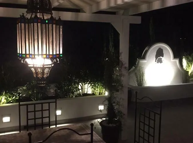 Del Paraiso Apartment *