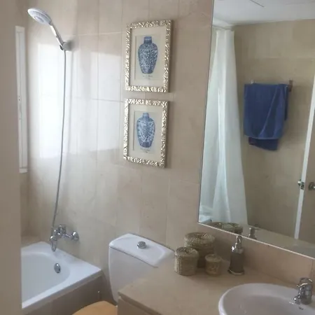 Del Paraiso דירה אסטפונה